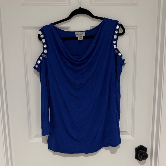 Elegant Blue Blouse with Embellished Shoulders - Picture 1 of 3
